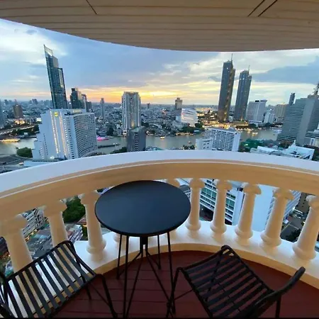 Central Bangkok, 5 Stars River View & Characteristic Decor Exterior photo