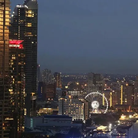 Central Bangkok, 5 Stars River View & Characteristic Decor Exterior photo
